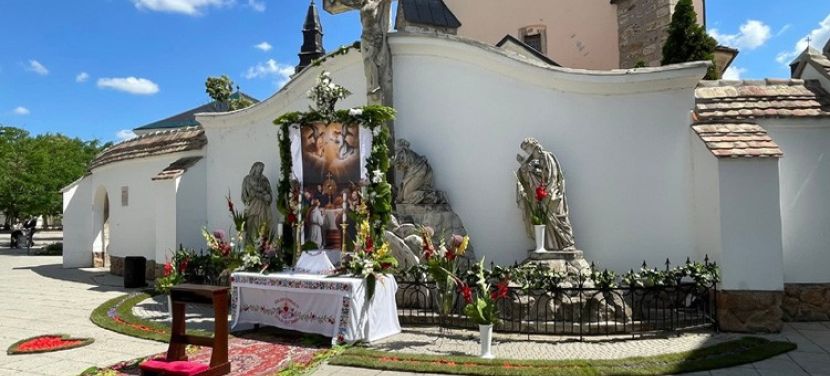 Lelkigyakorlatot szerveznek Kecskeméten Jézus és Szűz Mária Szent Szívének engesztelésére