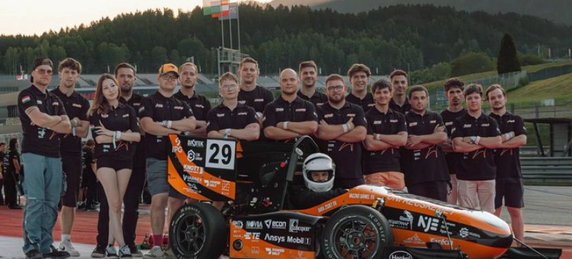 Történelmi eredményt ért el a Neumann János Egyetem csapata a Formula Student Austrián