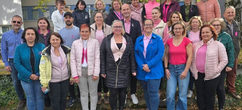Rózsaszínbe öltöztek a BÁCSVÍZ munkatársai a mellrák elleni küzdelemért
