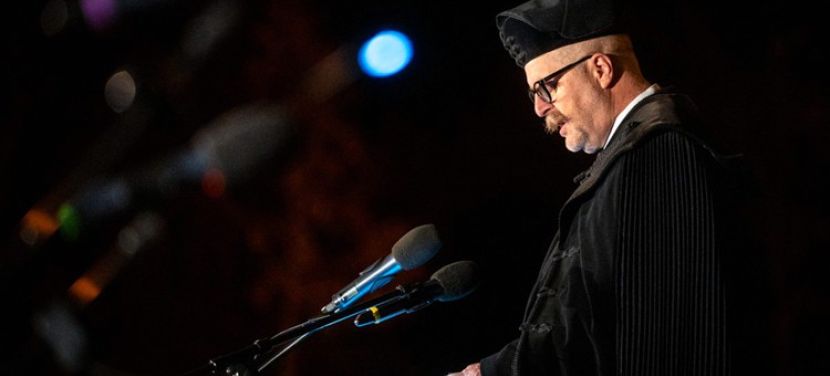 Kegyelettel emlékeztek Mindenszentek napján a Kecskeméti Köztemetőben