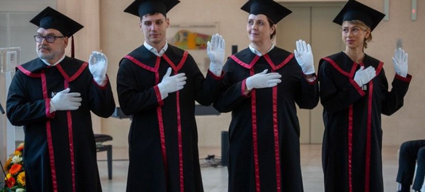 Mérföldkőhöz érkezett a Neumann János Egyetem: először avattak doktorokat a doktori iskolában
