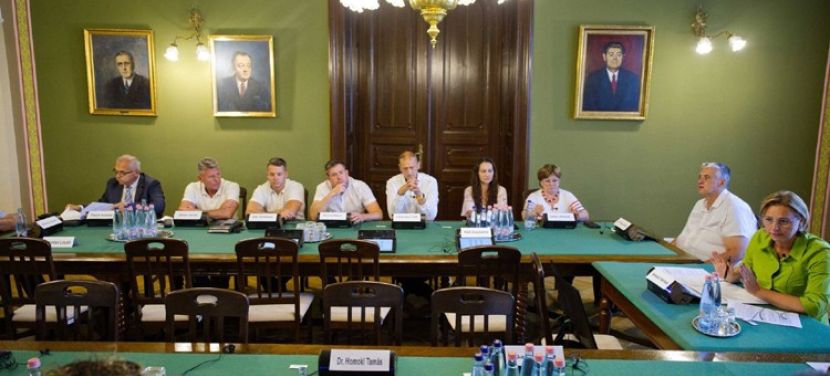 Két fontos ügyben döntött rendkívüli ülésén a kecskeméti közgyűlés