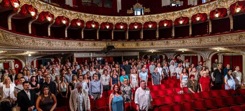 130 év után sem lassít a kecskeméti színház – Ez várja a közönséget az új évadban