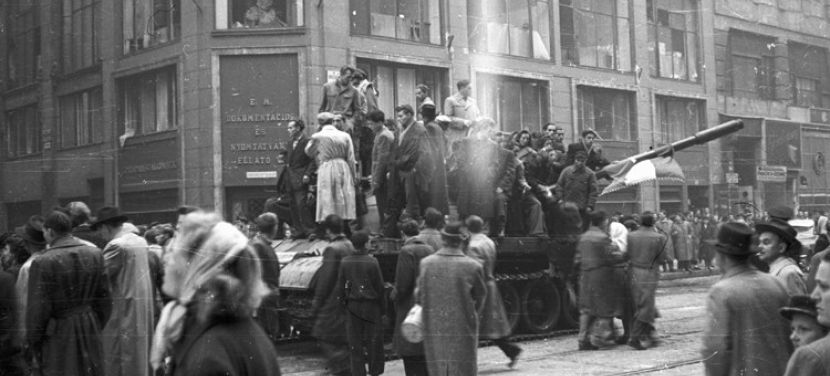 A Kecskeméti Magyar Képtár 1956 hősei előtt tiszteleg új kiállításával