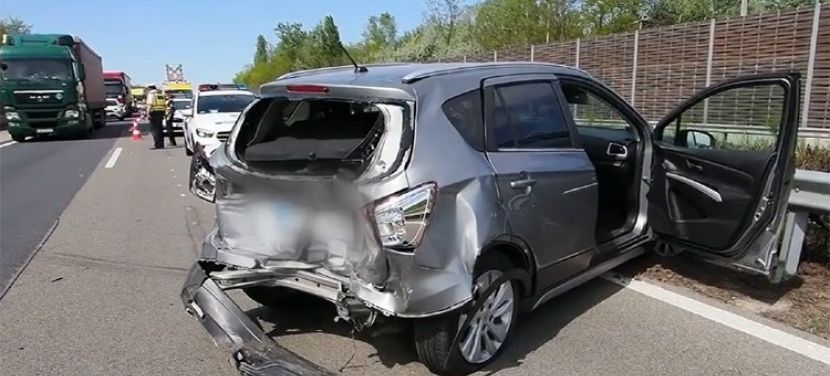 Baleset miatt állt a forgalom az M5-ös sztrádán