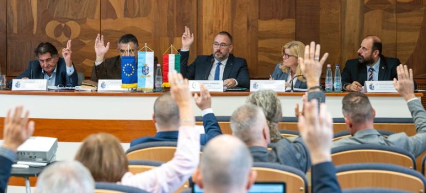 A megyékre szükség van! Bács-Kiskun ezért támogatja a megerősítésüket