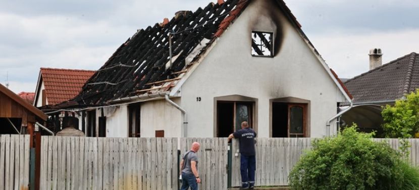 Felgyújtotta a házát, majd főbe lőtte magát a kecskeméti polgárőr