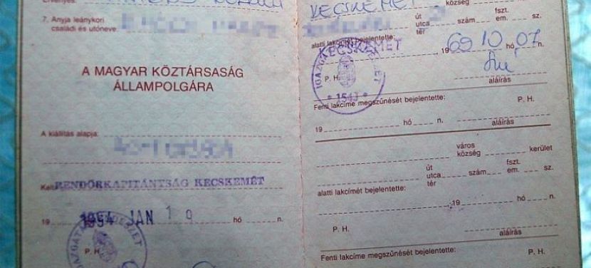 Év végéig lehetne használni a 2000 előtt kiállított személyigazolványokat