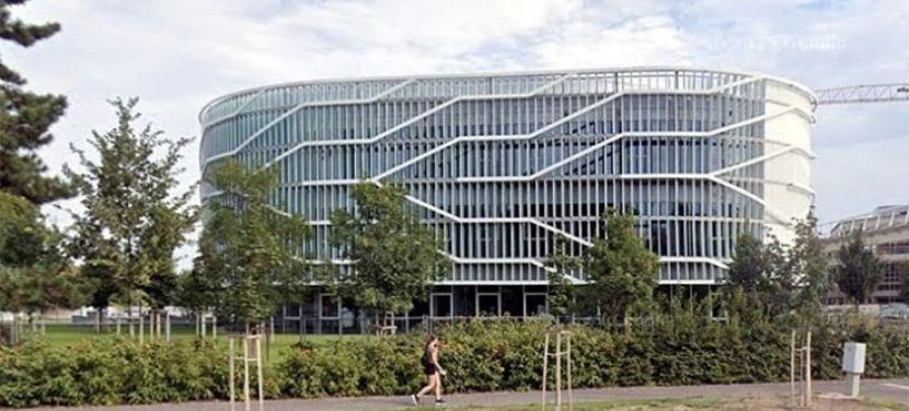 Robotok és kultúra találkozása Kecskeméten: a Neumann János Egyetem adott otthont a WRO regionális fordulójának